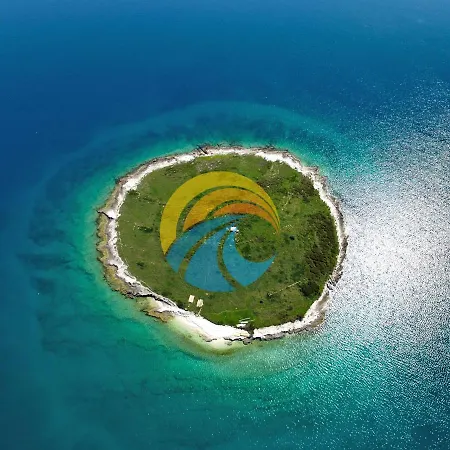 Marija 2003 شقة *